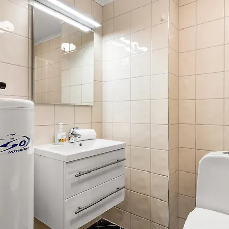 Unique Studio Apartment, A Short Walk From Bryggen Bergen Exterior photo